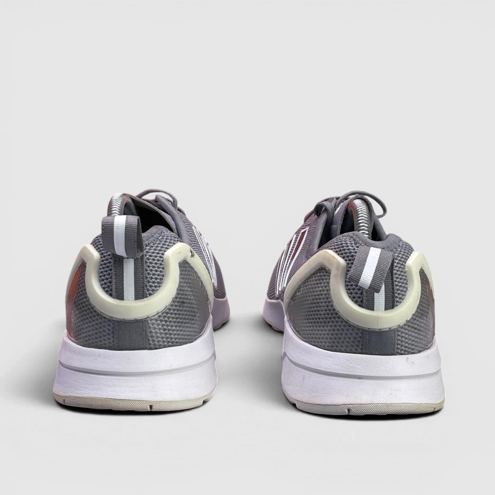 Adidas ZX Flux Adv — buty sportowe męskie w bardzo dobrym stanie rozmiar 43 1/3, widok z tyłu