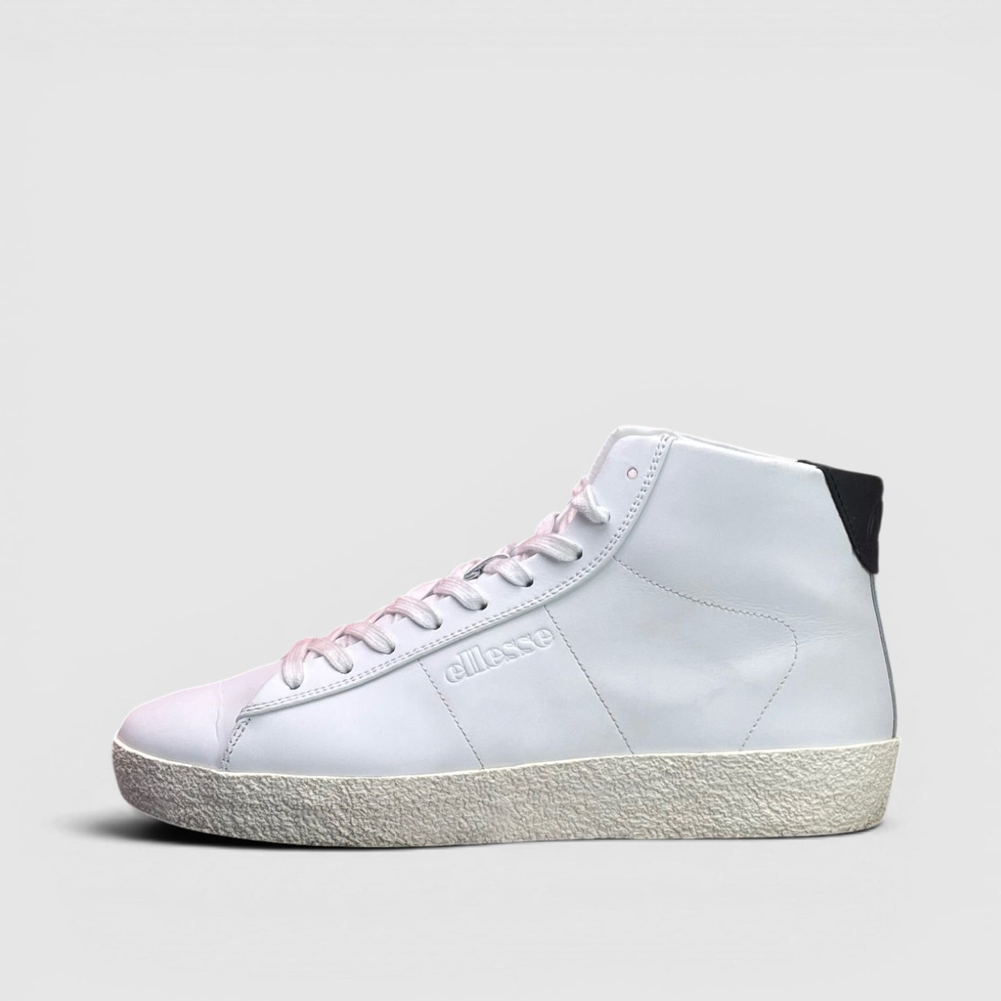 Ellesse Pulito Mid Cupsole Leather — buty sportowe męskie w bardzo dobrym stanie rozmiar 43, boczny profil, lewa strona