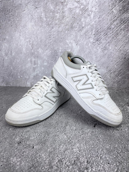 New Balance 480 BB480LGM - buty sportowe, para butów, widok z boku na tle studyjnym