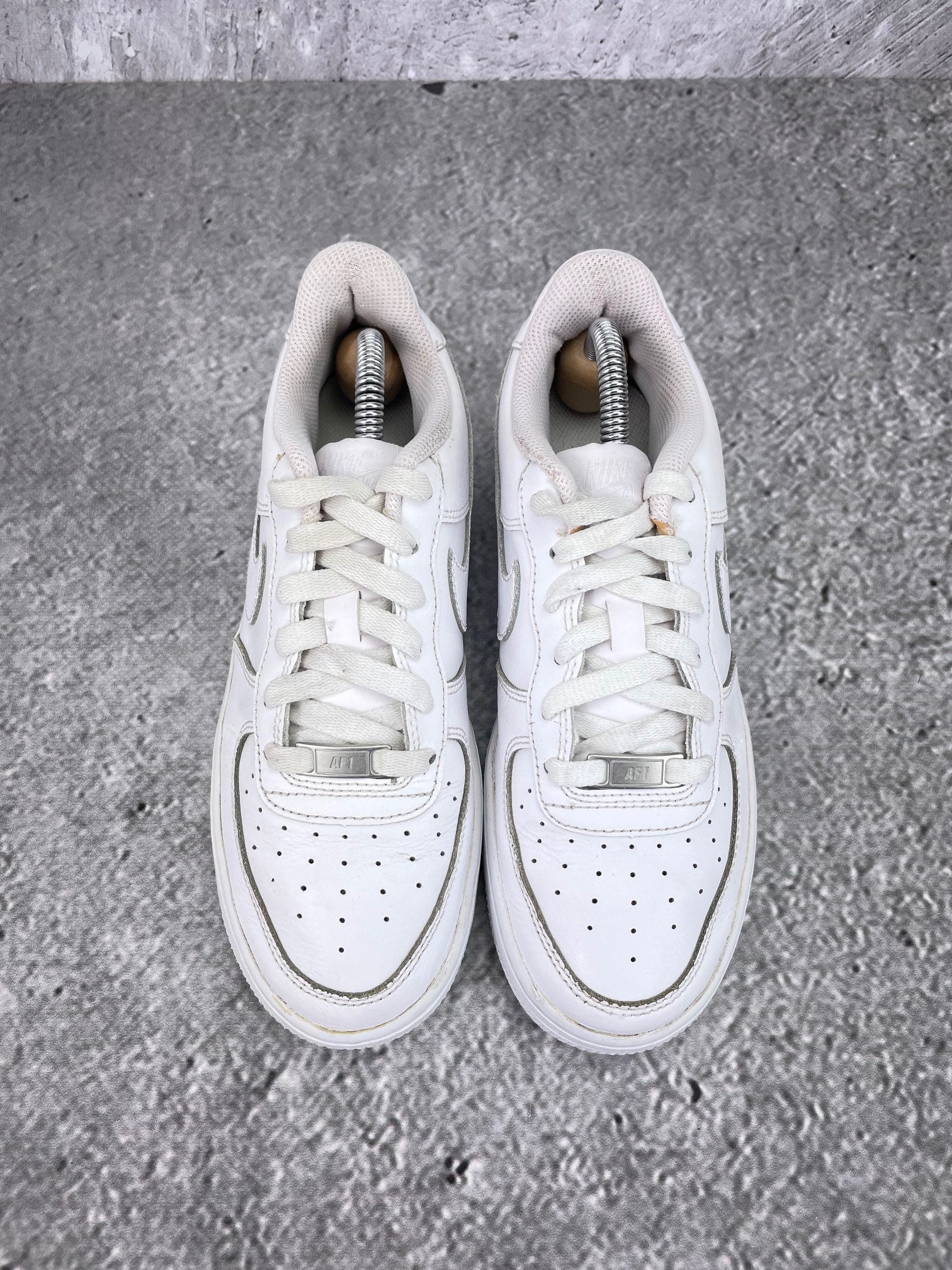 Nike Air Force 1 Low Triple White - buty sportowe, widok z góry