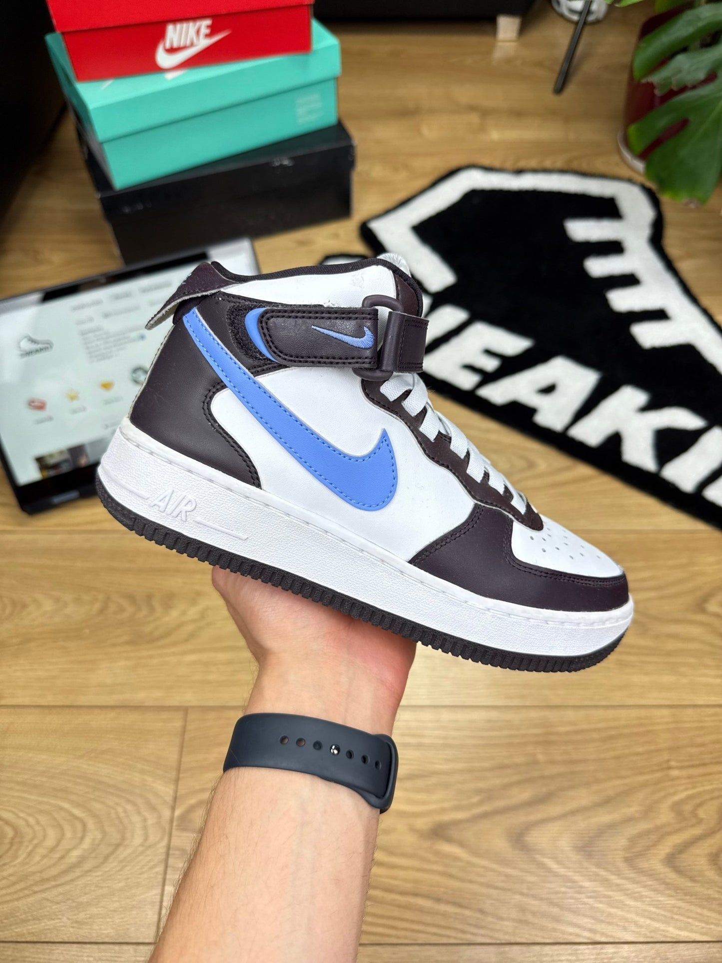Nike Air Force 1 Mid (38.5)