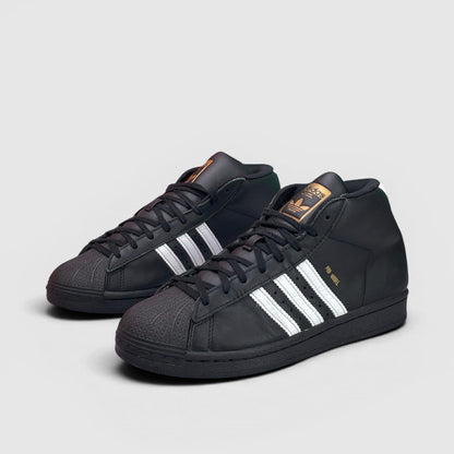 Adidas Pro Model Superstar — buty sportowe damskie w bardzo dobrym stanie rozmiar 38 2/3, para butów