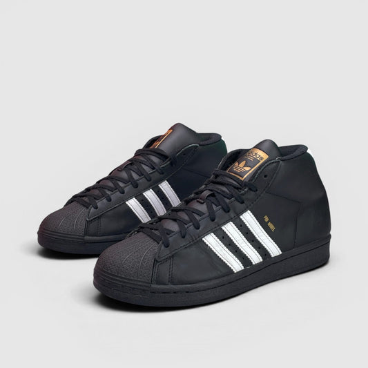 Adidas Pro Model Superstar — buty sportowe damskie w bardzo dobrym stanie rozmiar 38 2/3, para butów