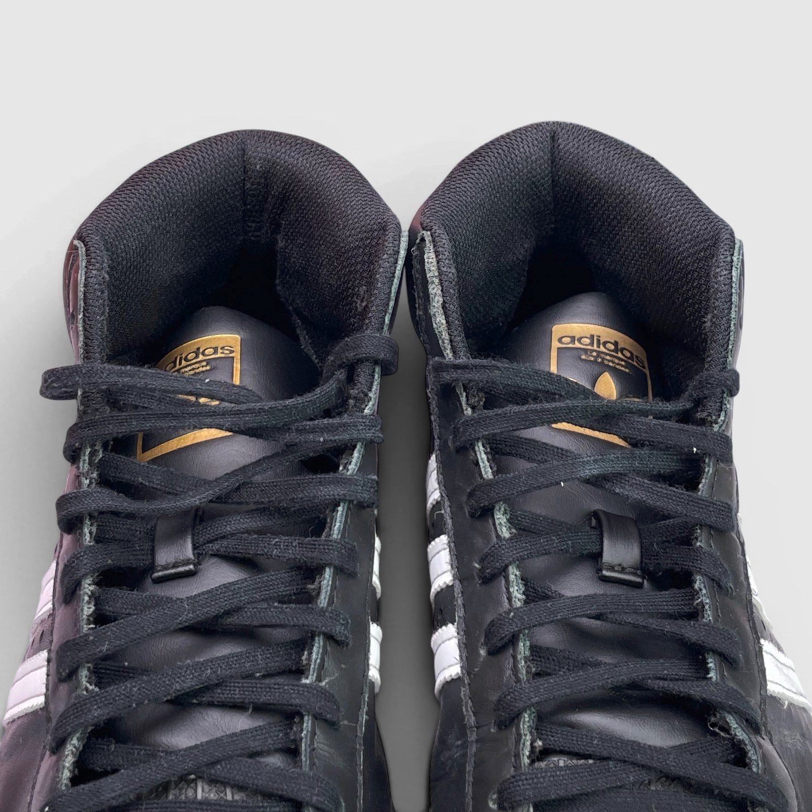 Adidas Pro Model Superstar — buty sportowe damskie w bardzo dobrym stanie rozmiar 38 2/3, język buta