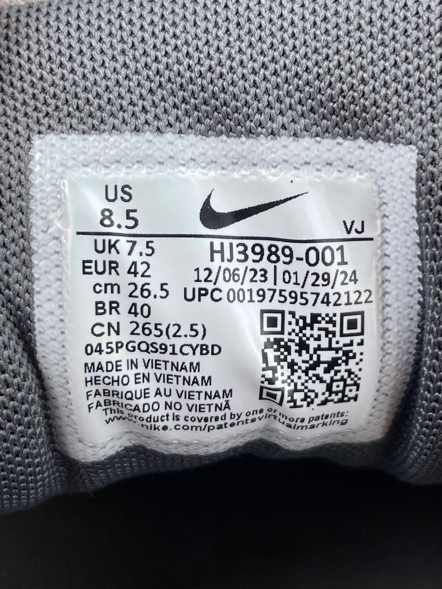 Nike Air Max 90 HJ3989-001 - buty sportowe, metka
