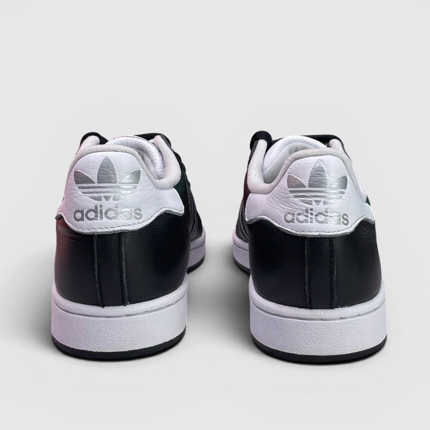Adidas Superstar II — buty sportowe męskie w bardzo dobrym stanie rozmiar 45 1/3, widok z tyłu
