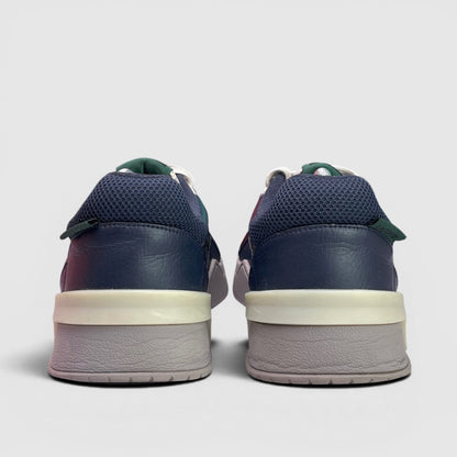 Lacoste LT 125 — buty sportowe męskie w bardzo dobrym stanie rozmiar 42, widok z tyłu