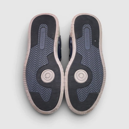 Lacoste LT 125 — buty sportowe męskie w bardzo dobrym stanie rozmiar 42, podeszwa