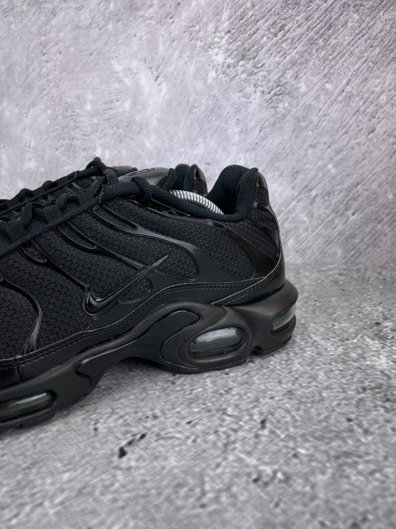 Nike Air Max Plus Triple Black - buty sportowe, opcjonalne zdjęcie 1