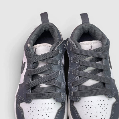 Nike Air Jordan 1 Low — buty sportowe dziecięce w bardzo dobrym stanie rozmiar 28, widok z góry