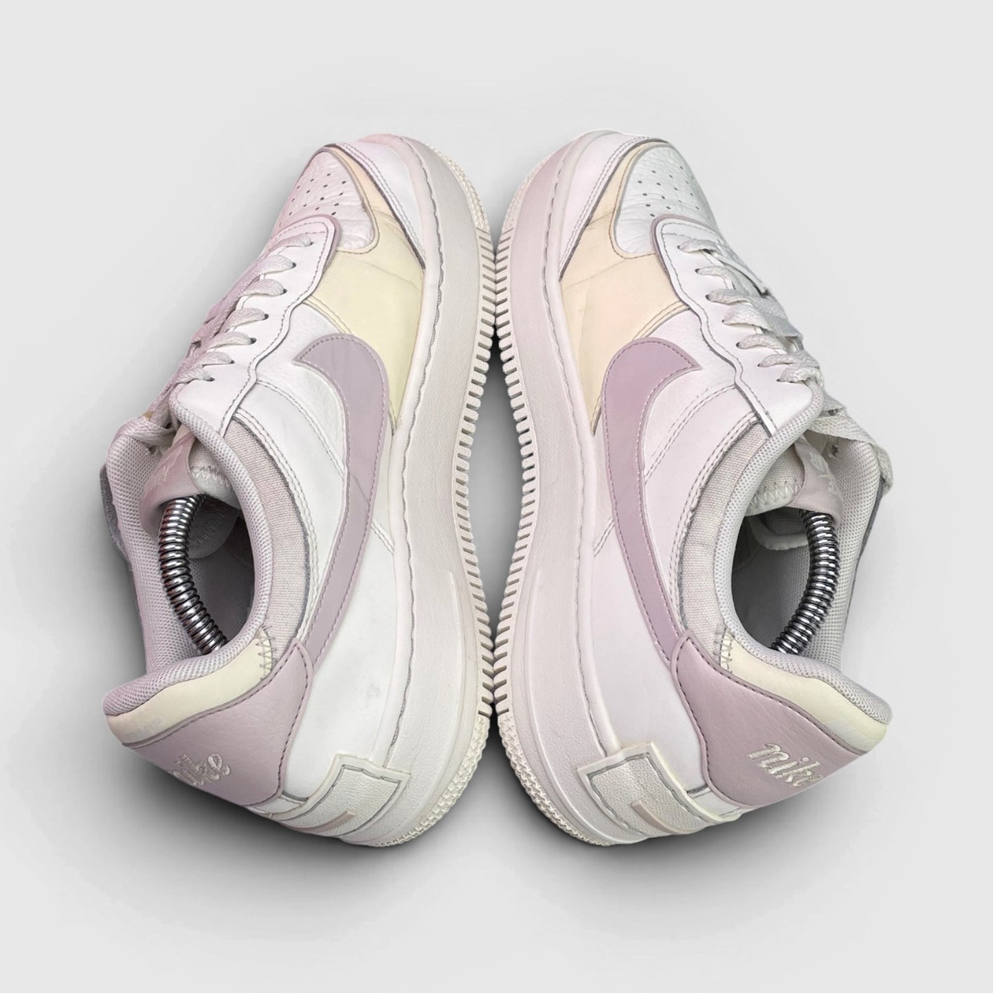 Nike Air Force 1 Shadow Platinum Violet — buty sportowe damskie w bardzo dobrym stanie rozmiar 40.5, para butów
