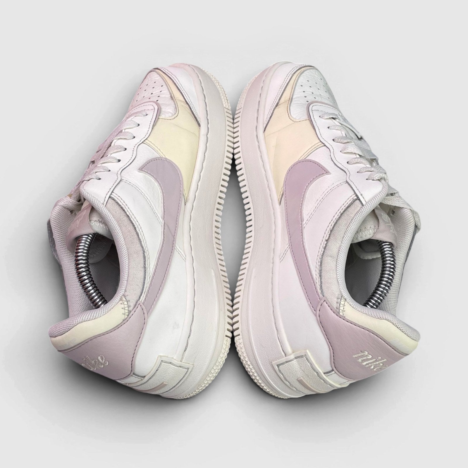 Nike Air Force 1 Shadow Platinum Violet — buty sportowe damskie w bardzo dobrym stanie rozmiar 40.5, para butów