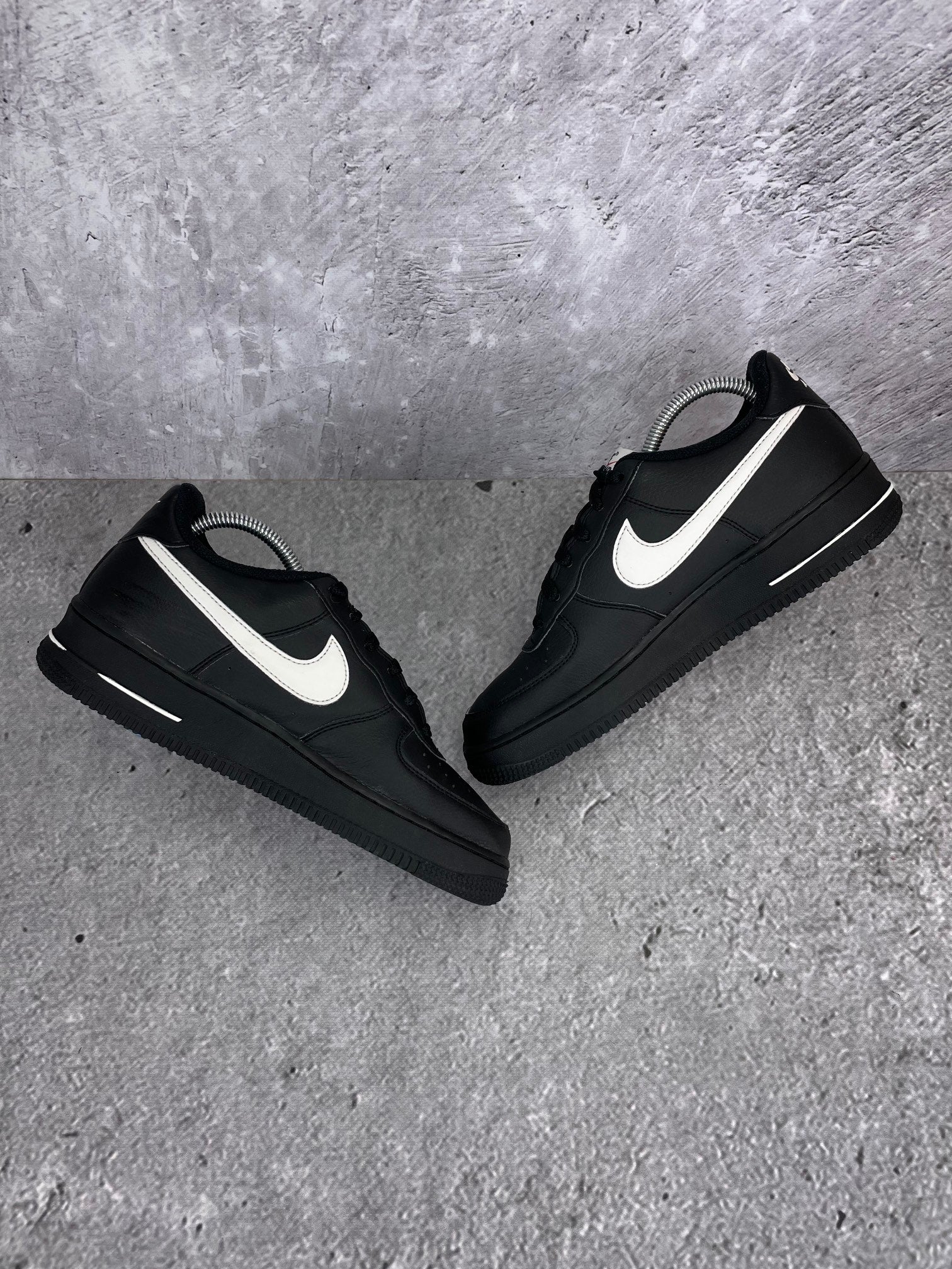 Nike Air Force 1 Low Phantom - buty sportowe, zewnętrzny panel prawego buta