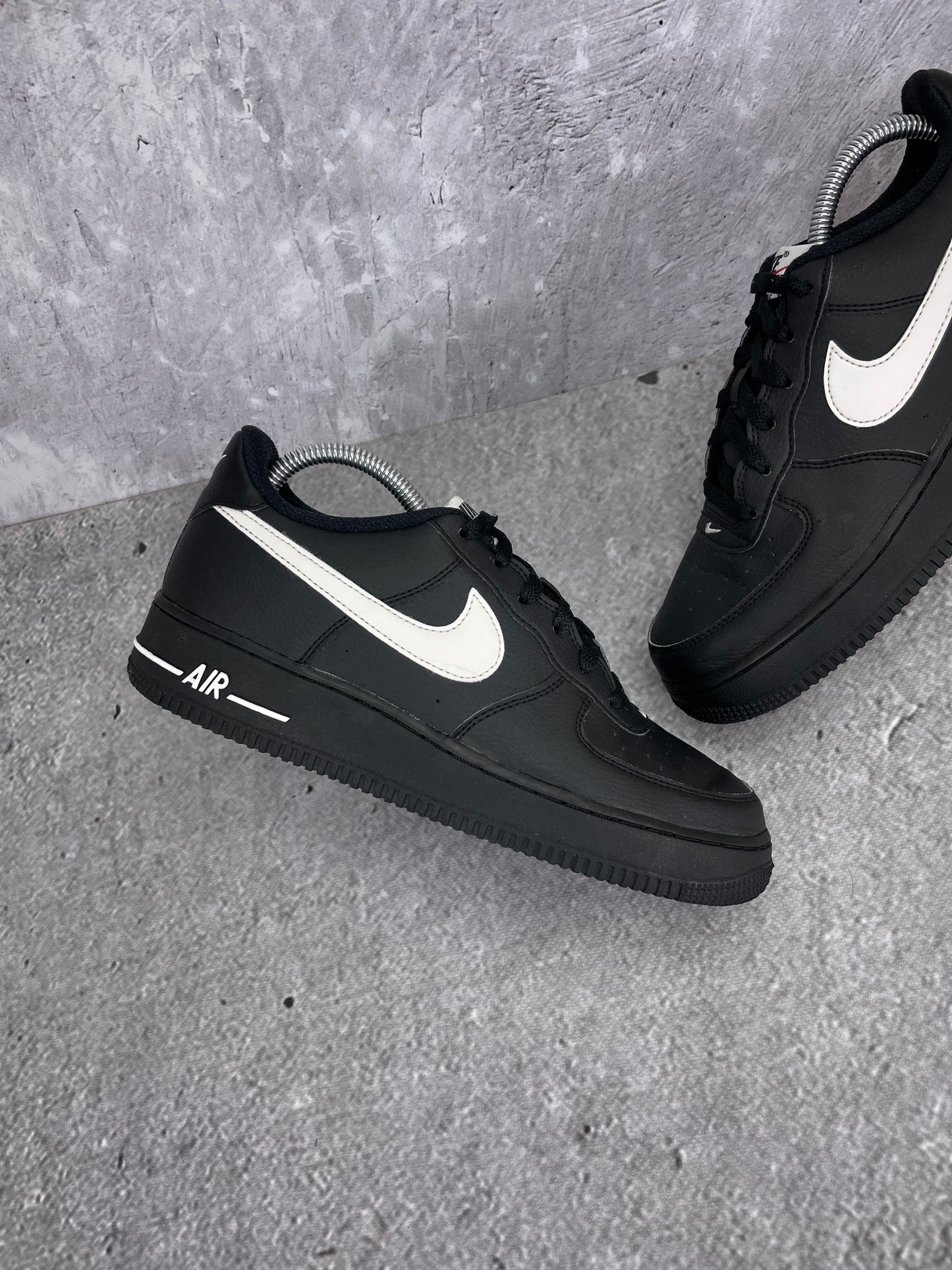 Nike Air Force 1 Low Phantom - buty sportowe, zewnętrzny panel lewego buta