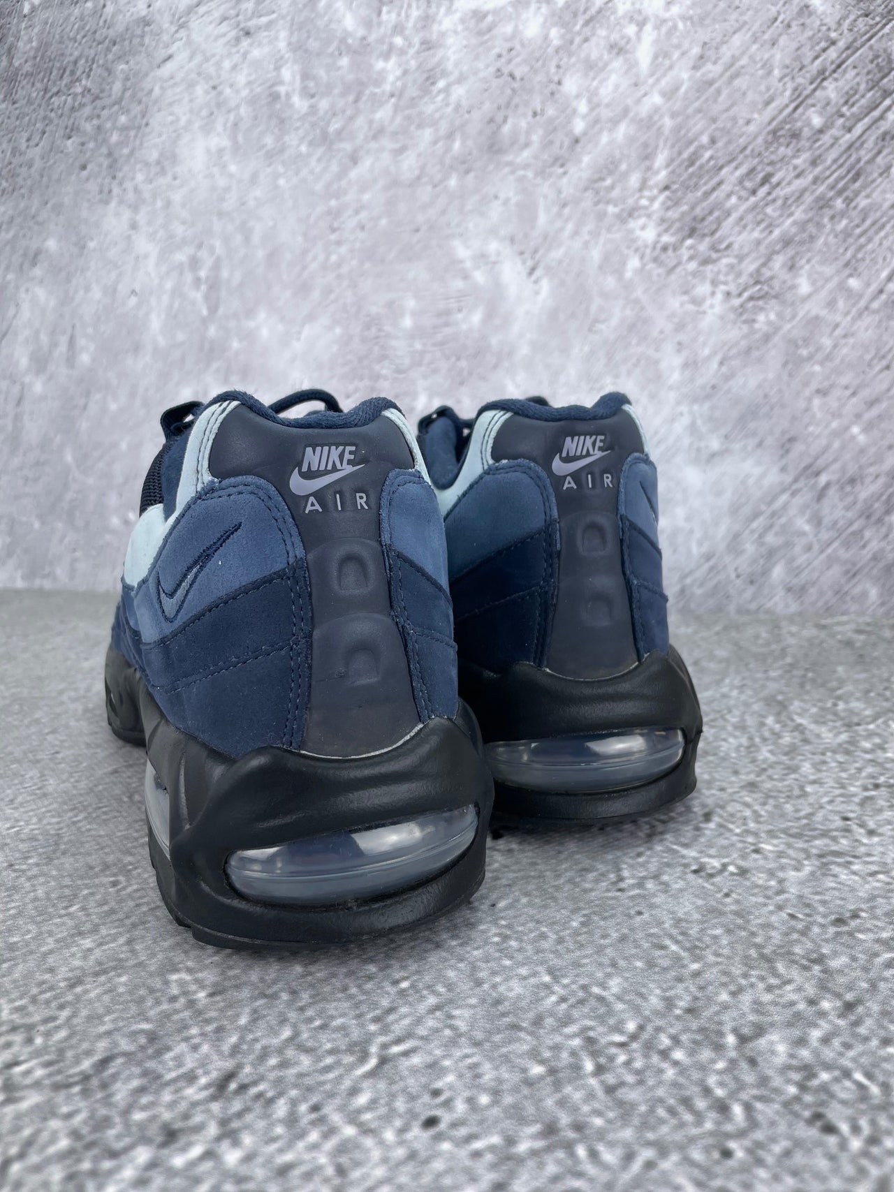 Nike Air Max 95 Obsidian - buty sportowe, widok z tyłu