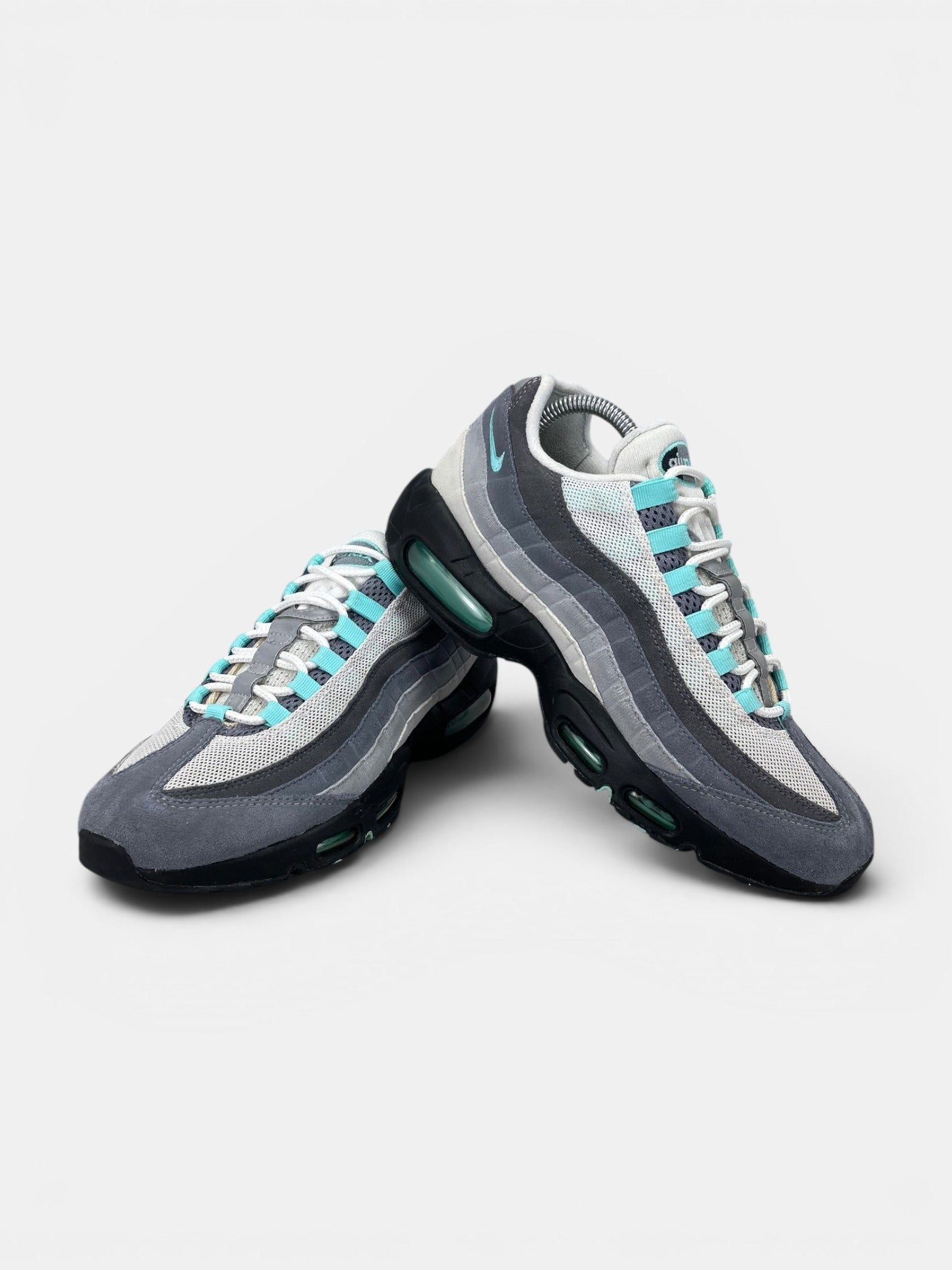 Nike Air Max 95 Hyper Turquoise - buty sportowe, boczny profil