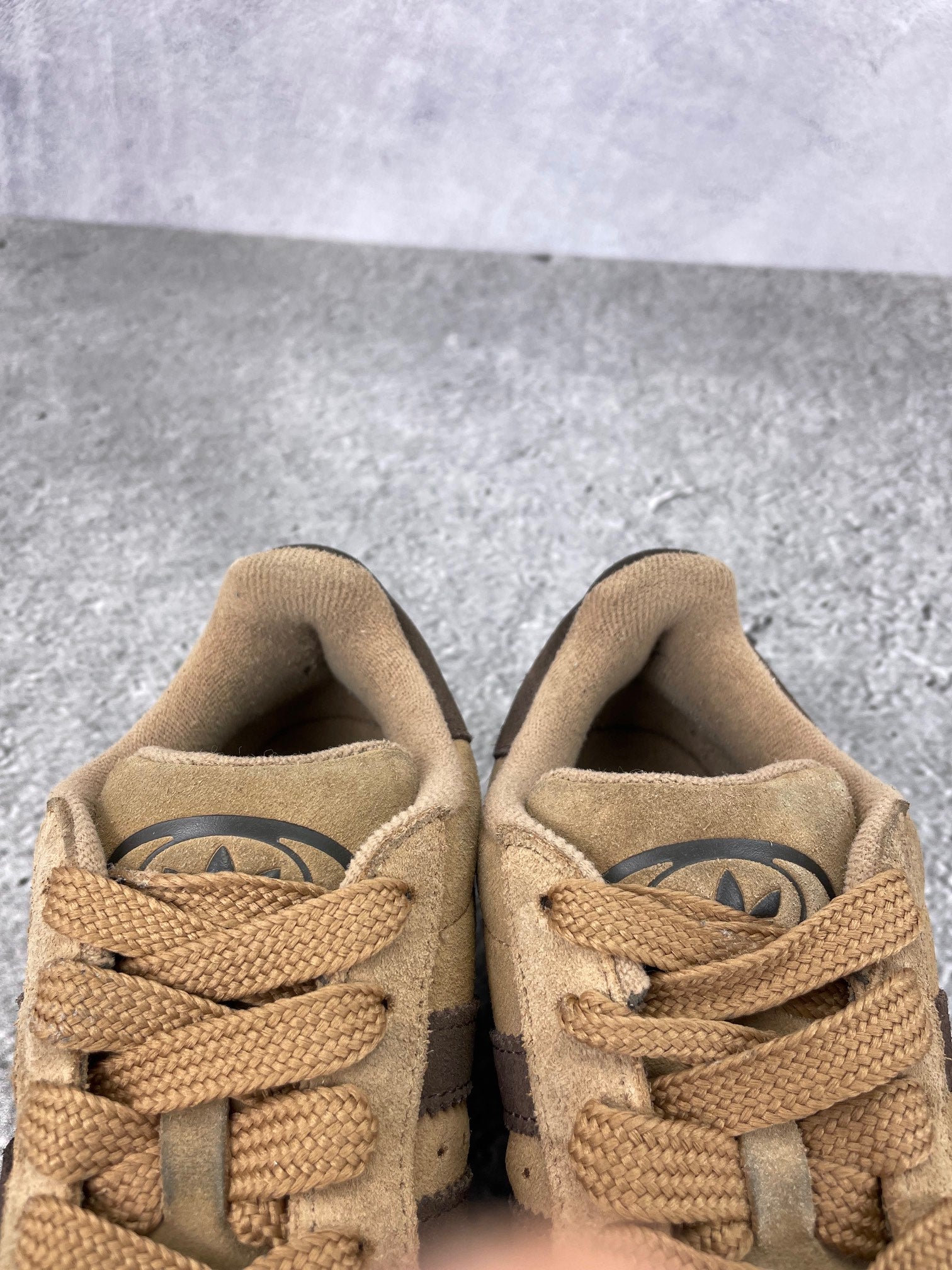 Adidas Campus 00s JI1022 - buty sportowe, zapiętki butów