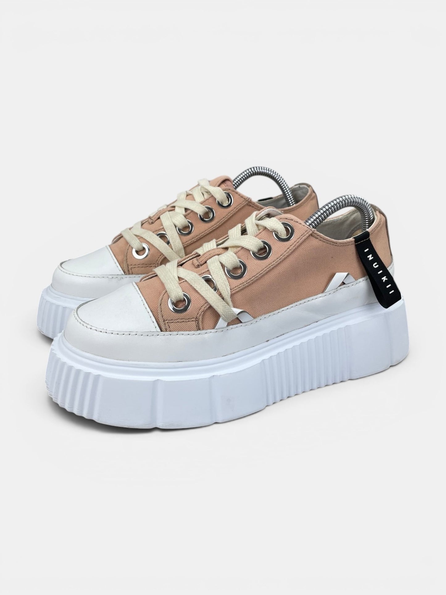 Inuikii Matilda Canvas Low 30102-024-707 - buty sportowe, widok z boku