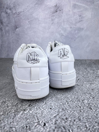 Nike Air Force 1 Pixel CK6649-100 - buty sportowe, widok z tyłu