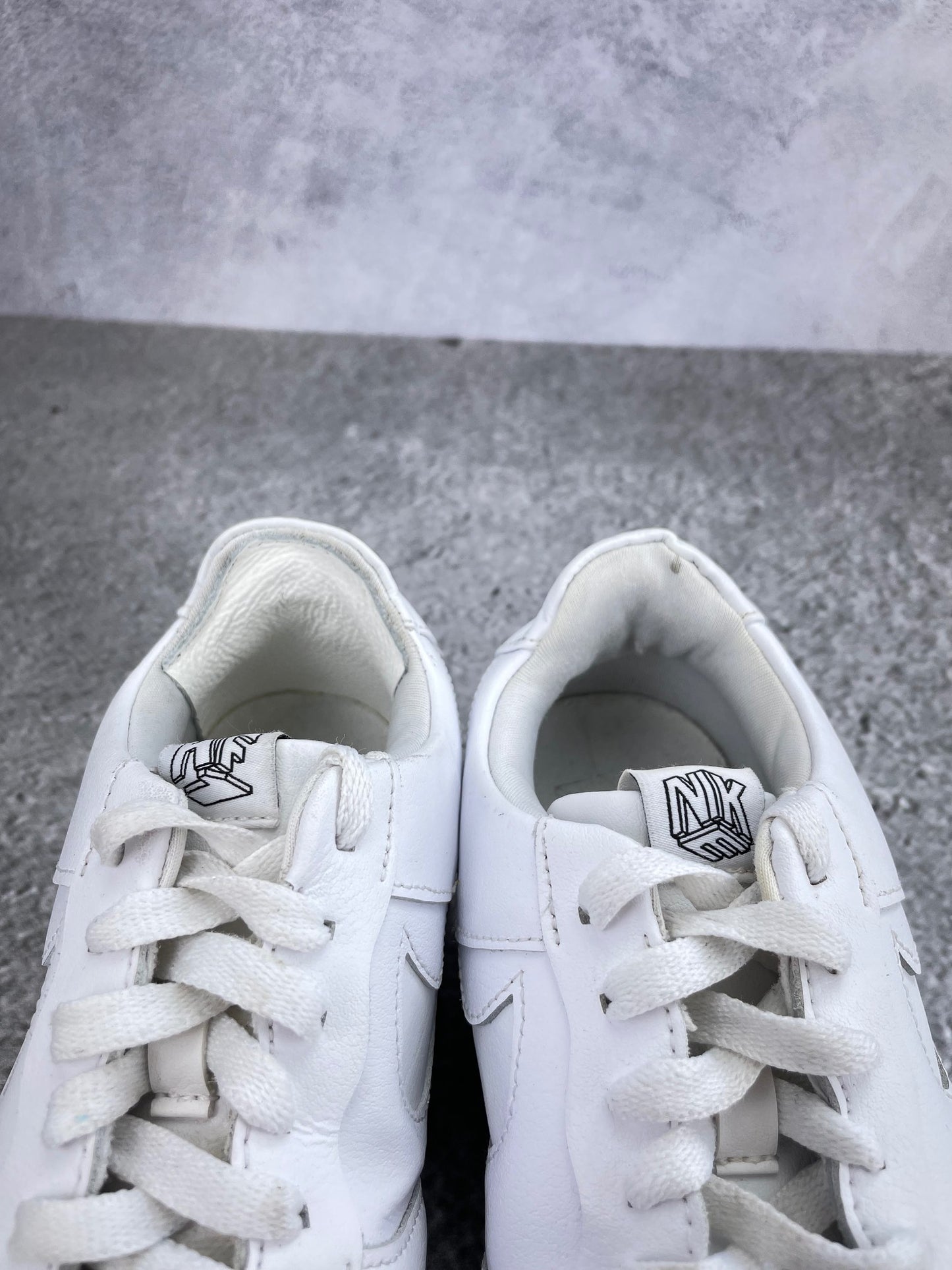 Nike Air Force 1 Pixel CK6649-100 - buty sportowe, zapiętki butów