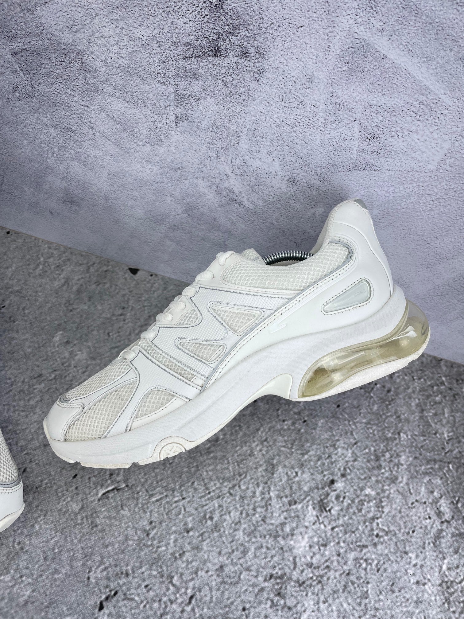 Michael Kors Kit Trainer Extreme 42S3KIFS3L - buty sportowe, widok z góry na wewnętrzną stronę butów