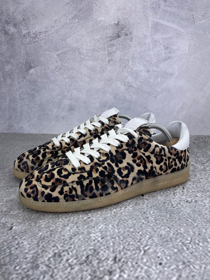 Kennel & Schmenger CRAC KE311A1AU-B11 - buty sportowe, widok z boku na tle studyjnym