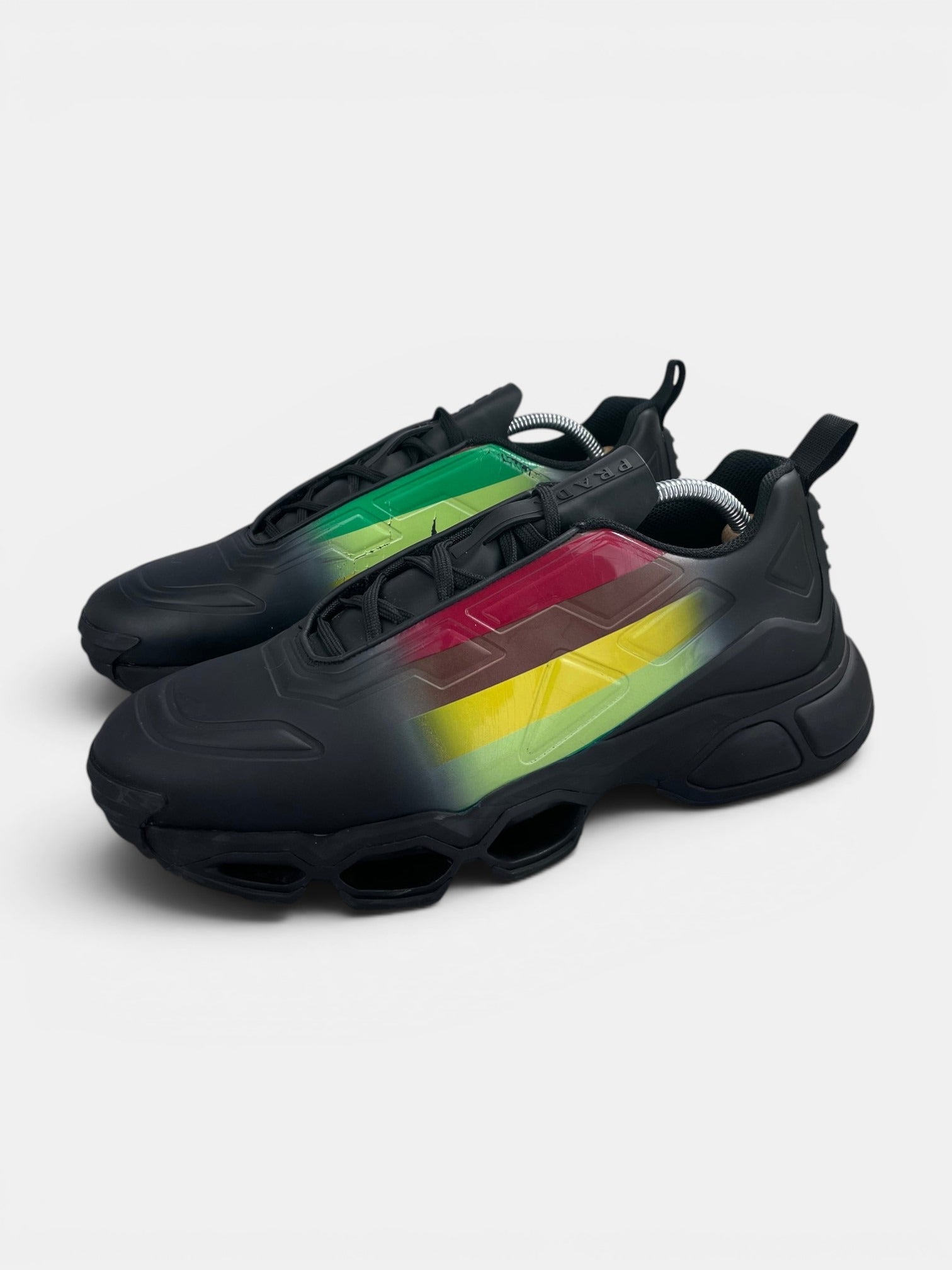 Prada Collision Cross 4E3595 - buty sportowe, widok z boku