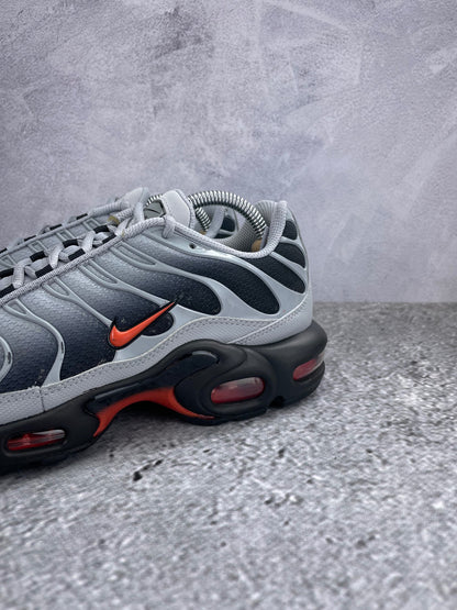 Nike Air Max Plus Wolf Grey Picante Red - buty sportowe, opcjonalne zdjęcie 1