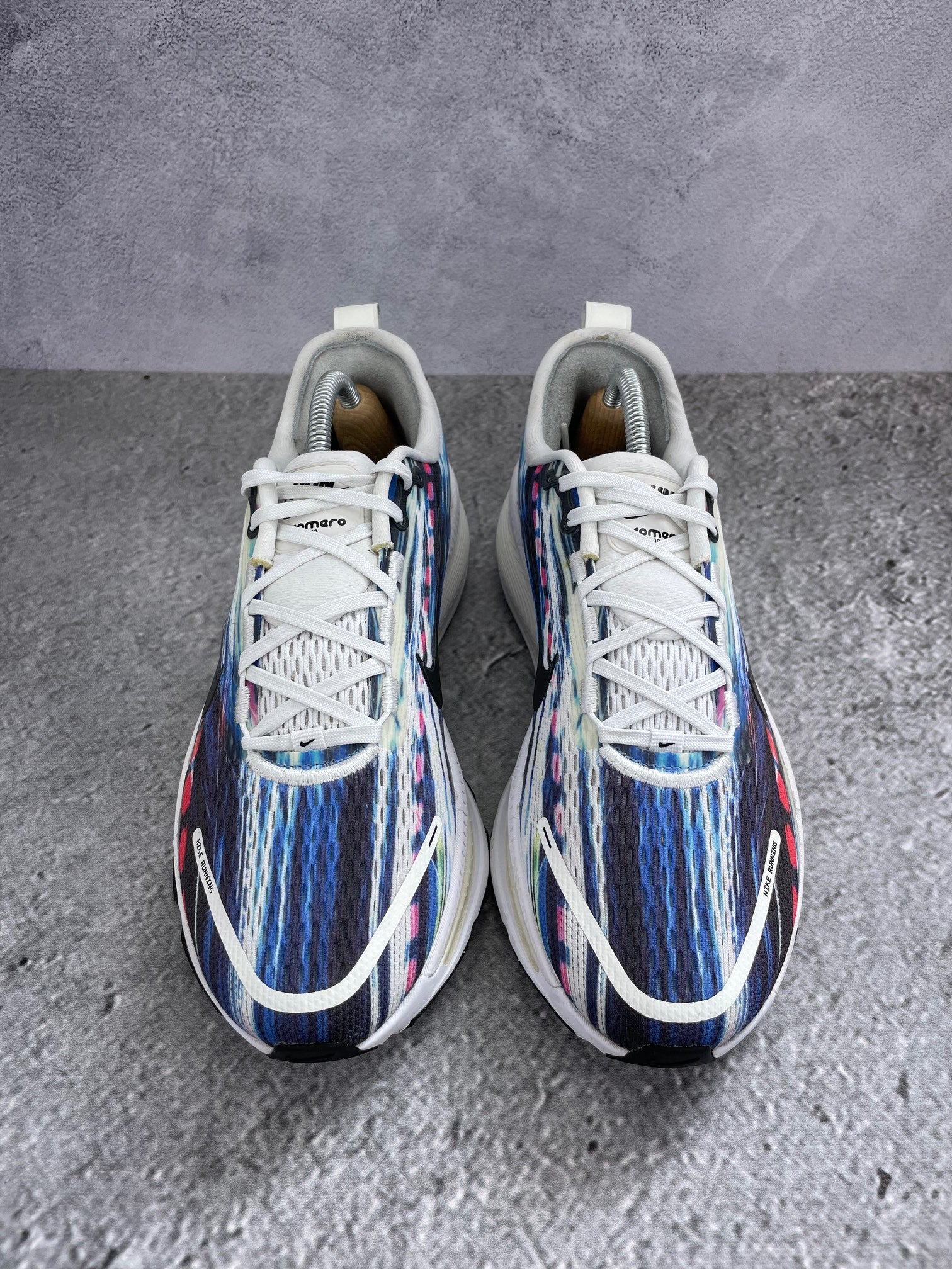 Nike Vomero 18 Multicolor - buty sportowe, widok z góry