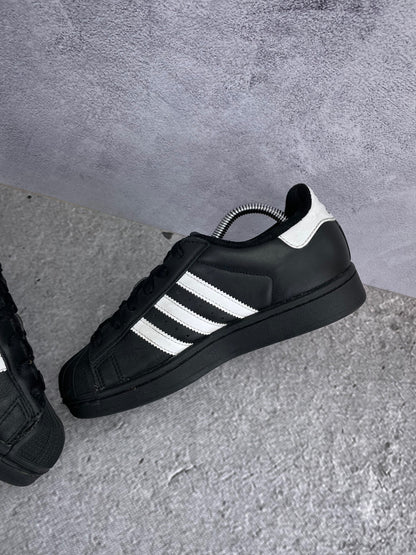 Adidas Superstar II Black White - buty sportowe, wewnętrzny panel prawego buta