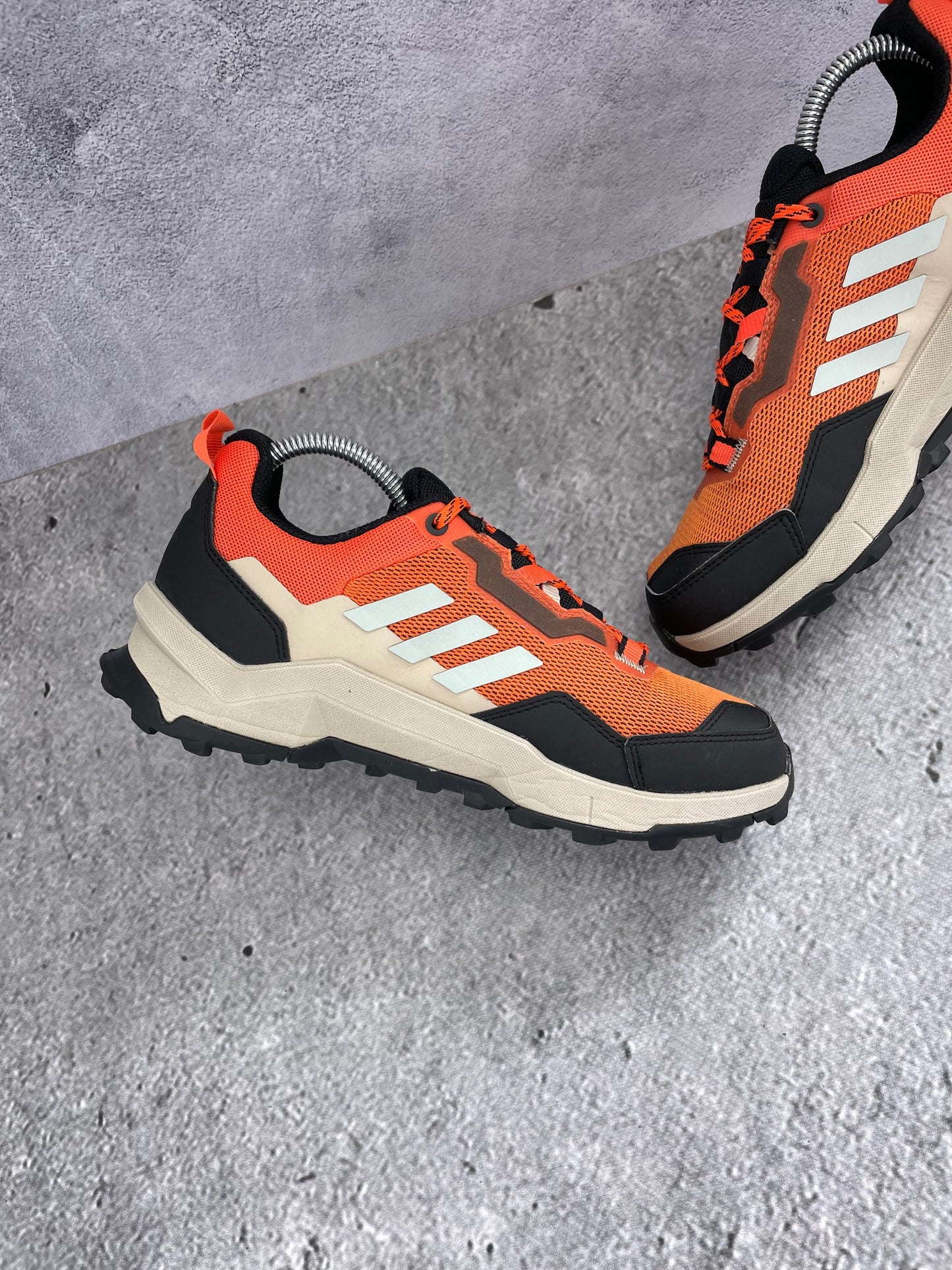 Adidas Terrex IF4871 - buty sportowe, wewnętrzny panel lewego buta