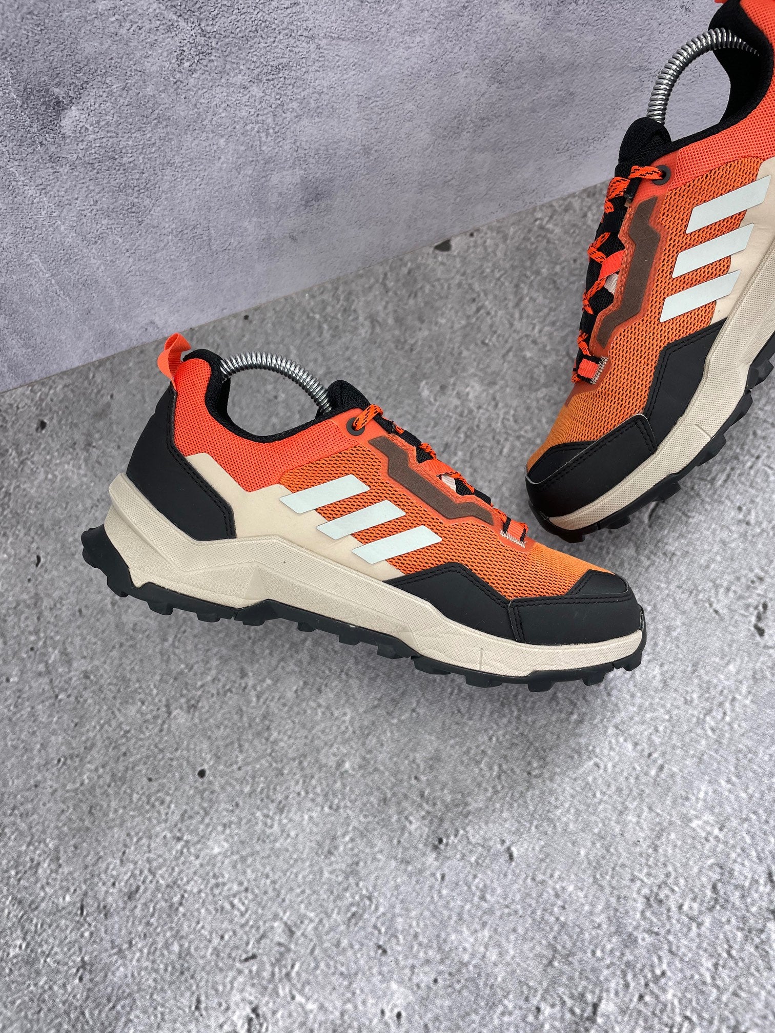 Adidas Terrex IF4871 - buty sportowe, wewnętrzny panel lewego buta