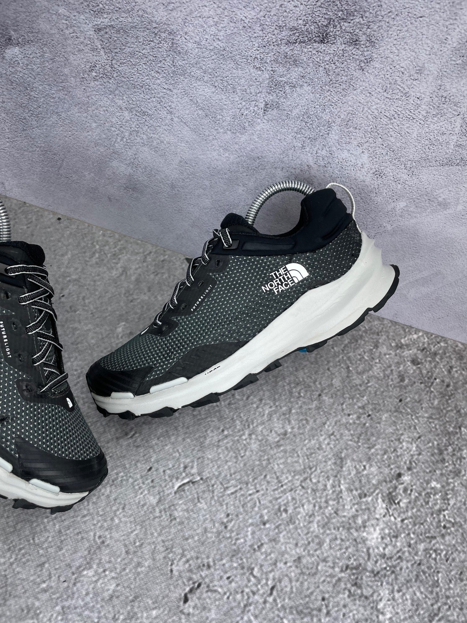 The North Face Vectiv Fastpack Futurelight NF0A5JCZ - buty sportowe, widok z góry na wewnętrzną stronę butów