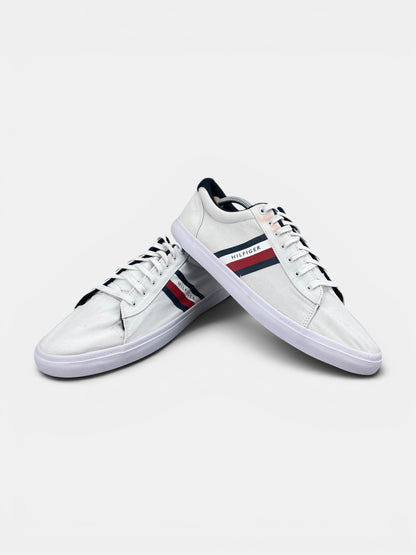 Tommy Hilfiger White Essential FM0FM03389 - buty sportowe, boczny profil