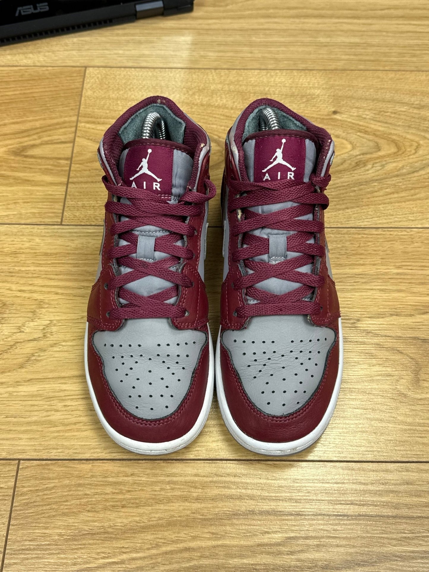 Nike Air Jordan 1 Mid (36.5)