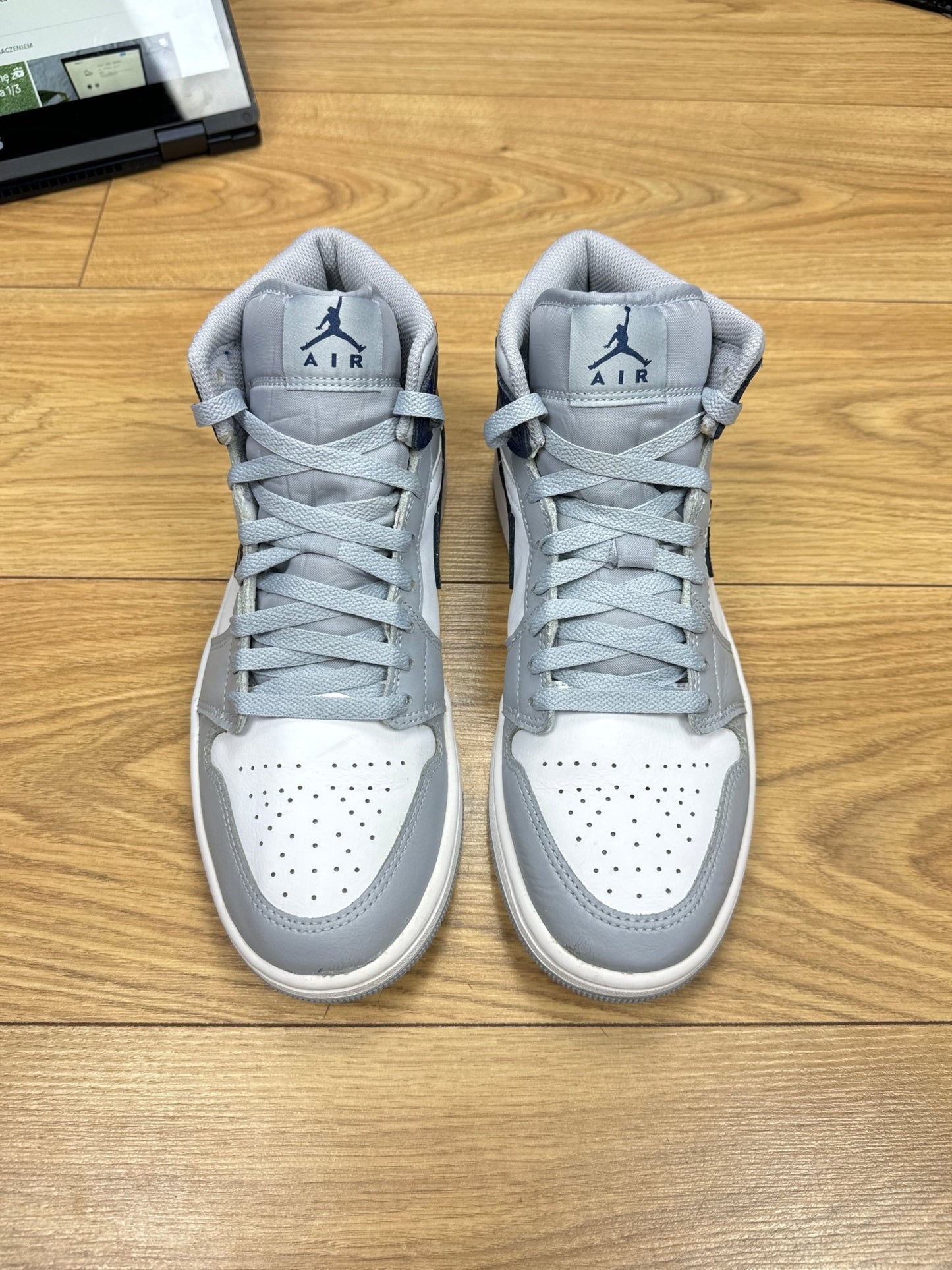 Nike Air Jordan 1 Mid (43)
