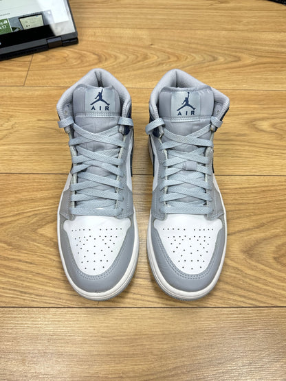 Nike Air Jordan 1 Mid (43)