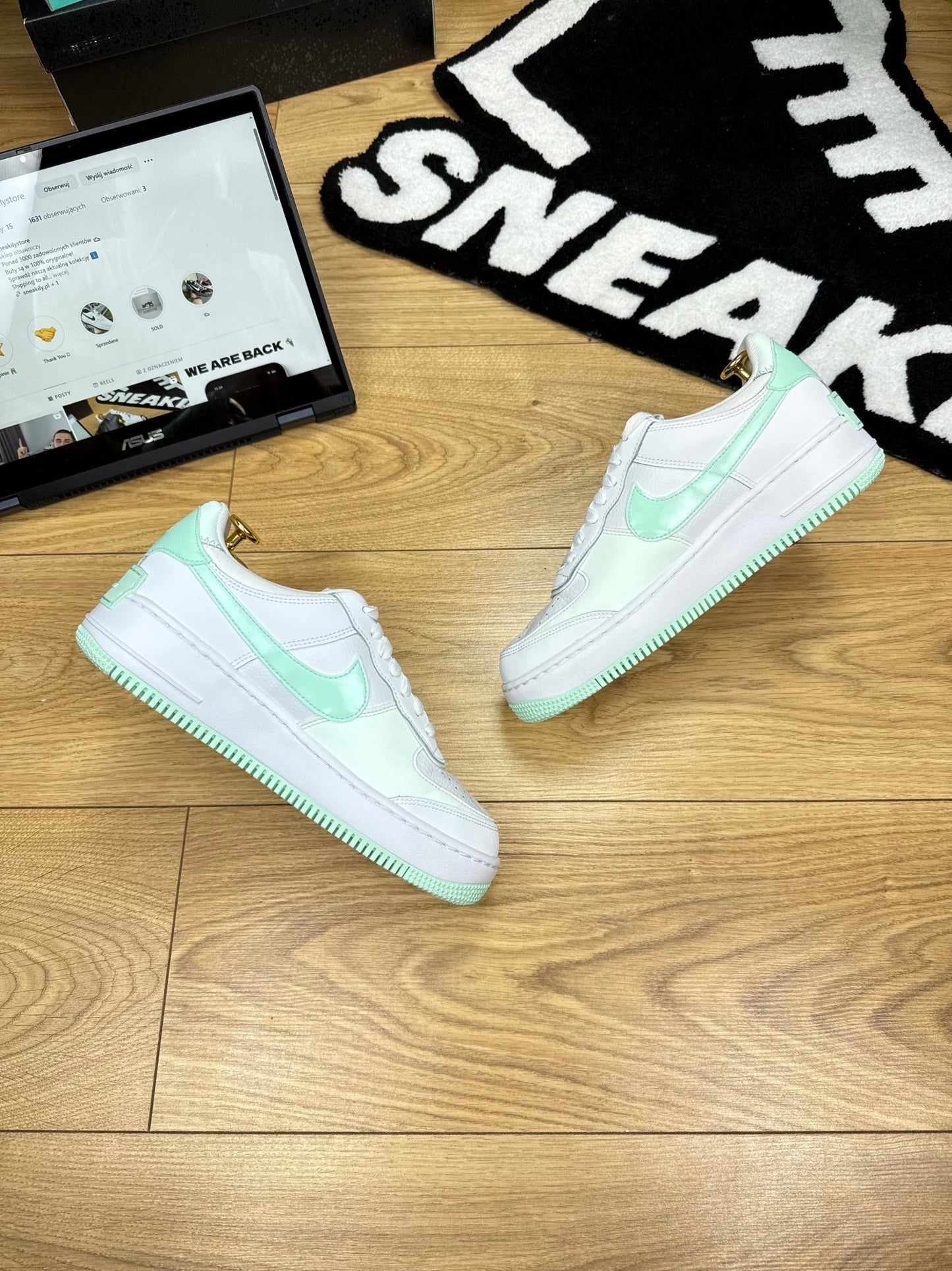 Nike Air Force 1 Low Shadow (40.5)