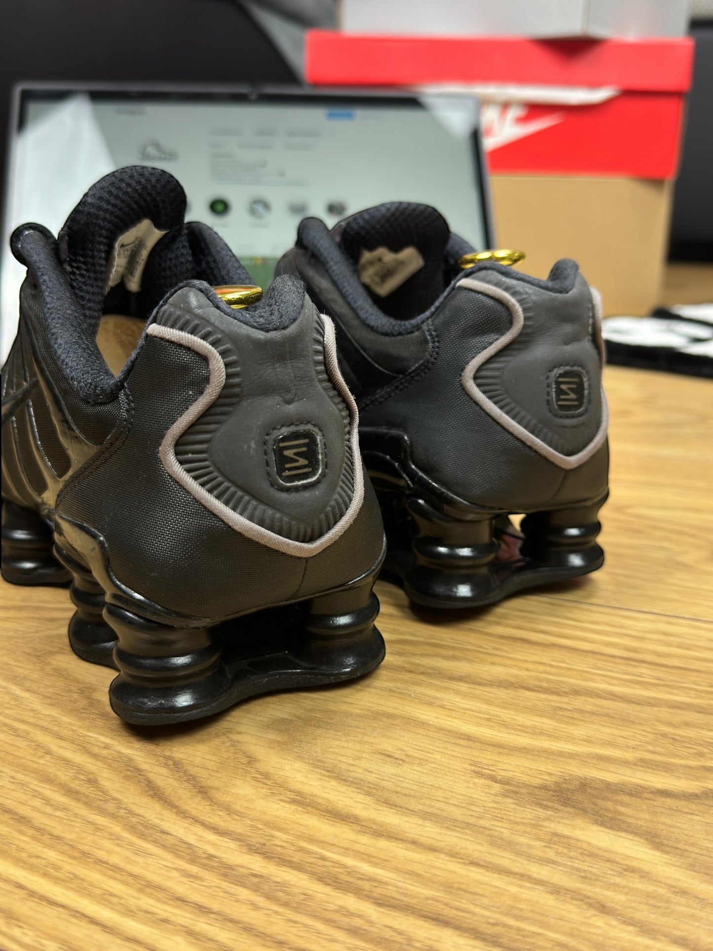 Nike Shox TL (40.5)