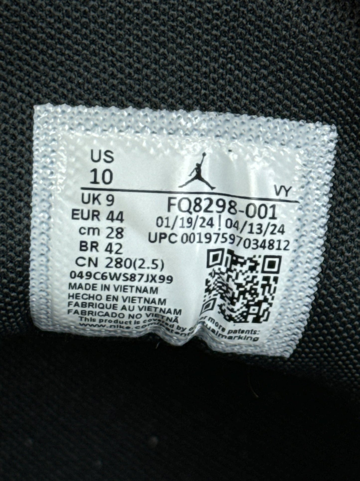 Nike Air Jordan Max Aura 6 (44)