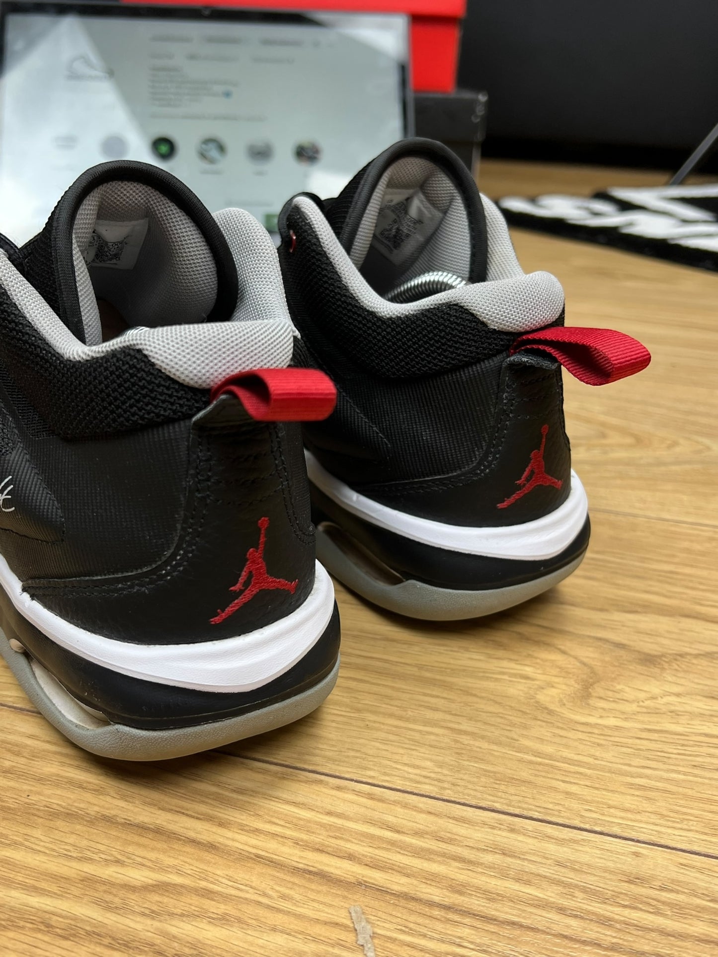 Nike Air Jordan Stay Loyal 3 (44)