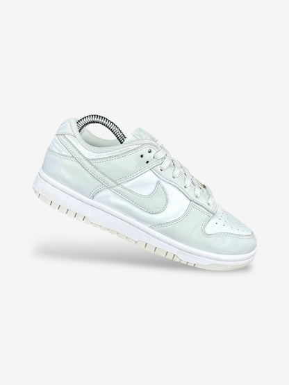 Nike Dunk Low (38.5)
