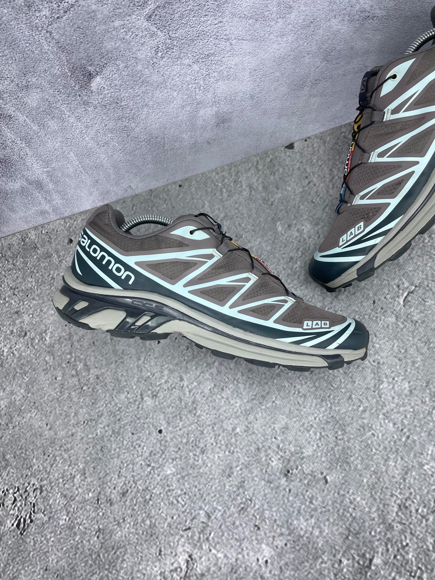 Salomon Xt-6 India Ink - buty sportowe, zewnętrzny panel lewego buta