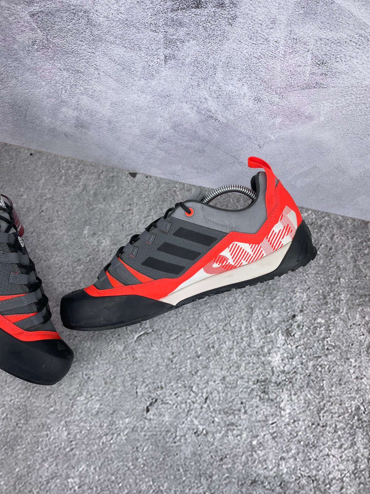 Adidas Terrex Swift Solo 2 GZ0332 - buty sportowe, wewnętrzny panel prawego buta