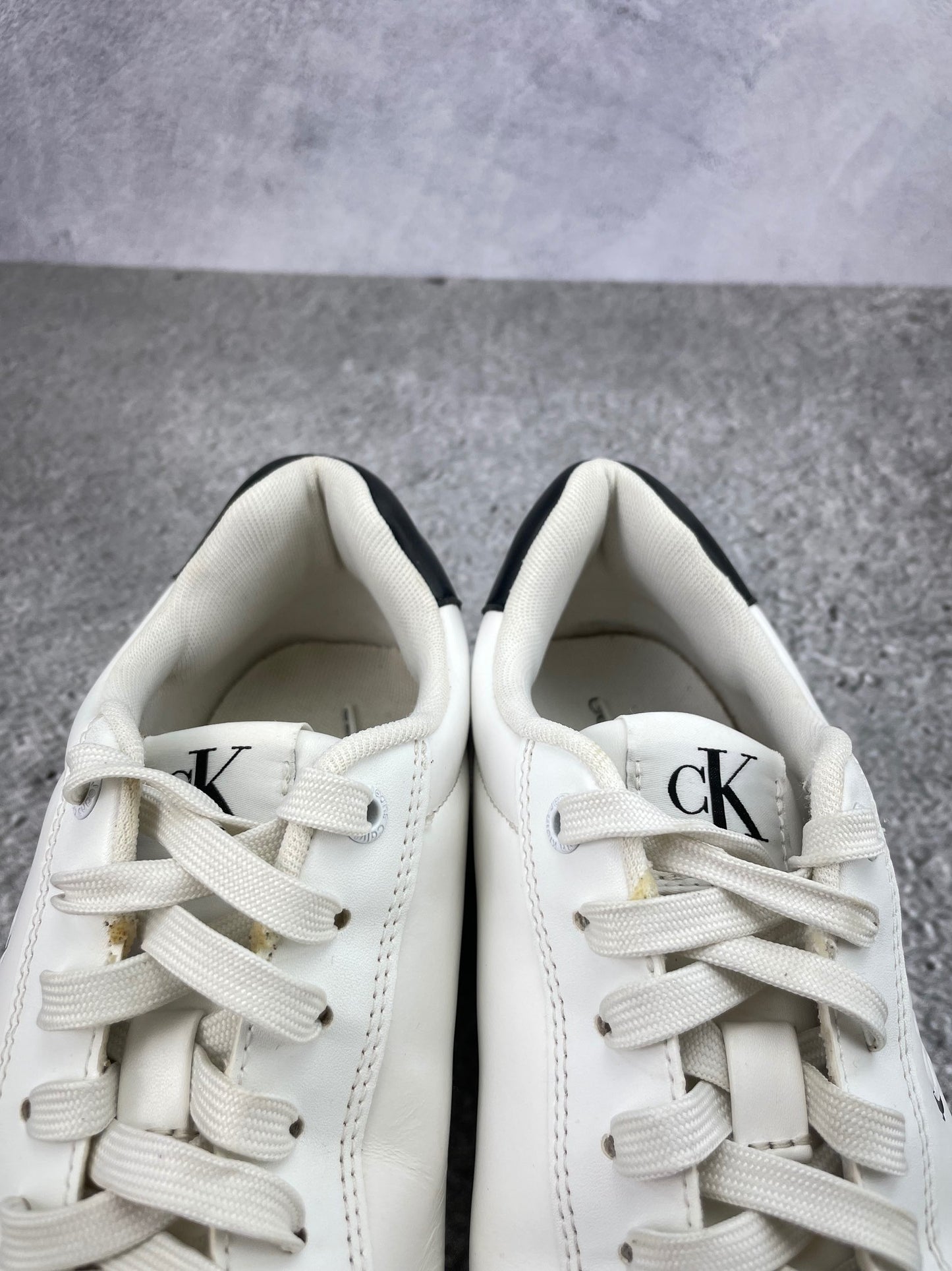 Calvin Klein Cupsole YM0YM01369 - buty sportowe, zapiętki butów