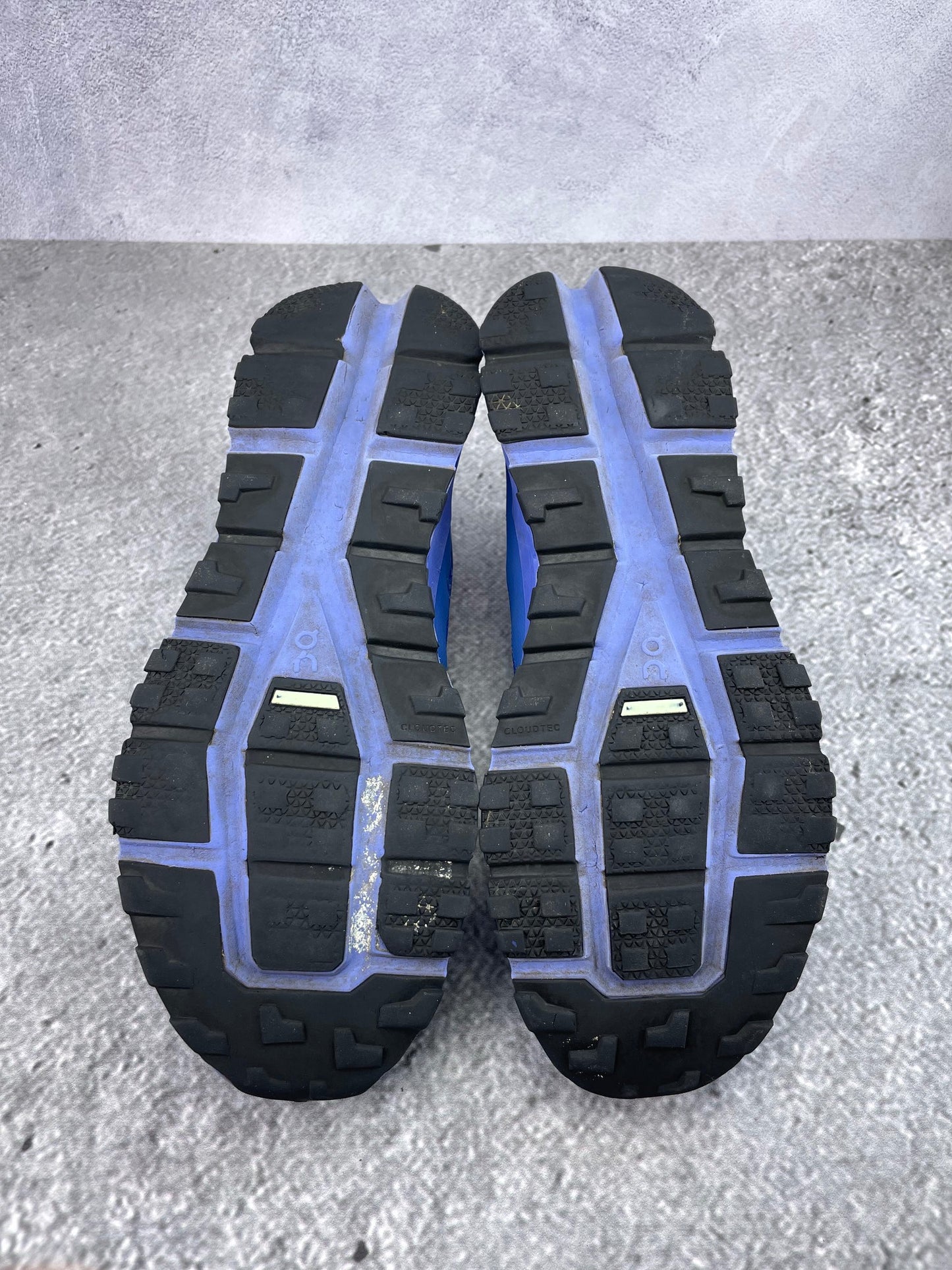 On Cloudultra 44.98574 - buty sportowe, podeszwa