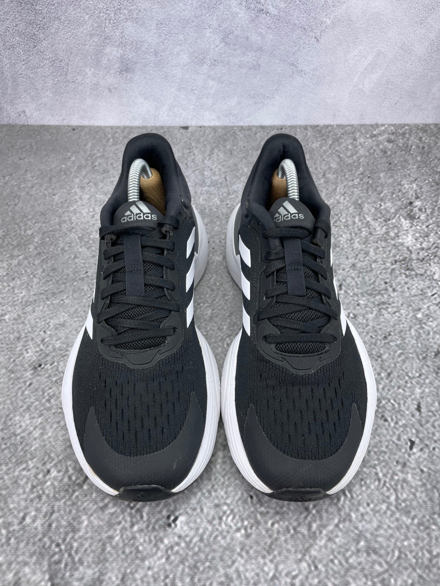 Adidas Response 3.0 GW6691 - buty sportowe, widok z góry