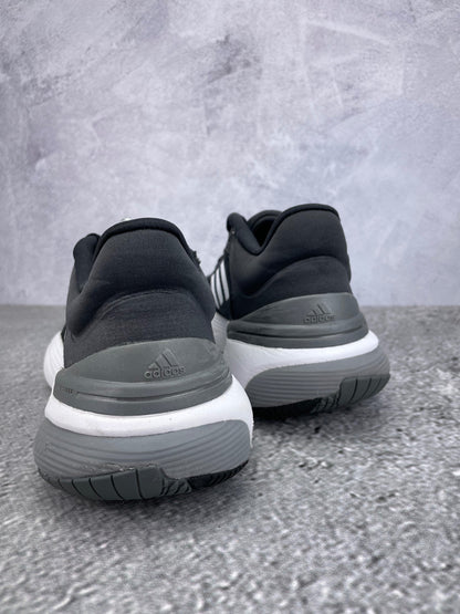 Adidas Response 3.0 GW6691 - buty sportowe, widok z tyłu