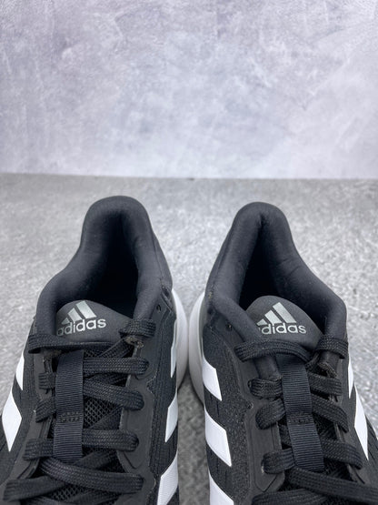 Adidas Response 3.0 GW6691 - buty sportowe, zapiętki butów