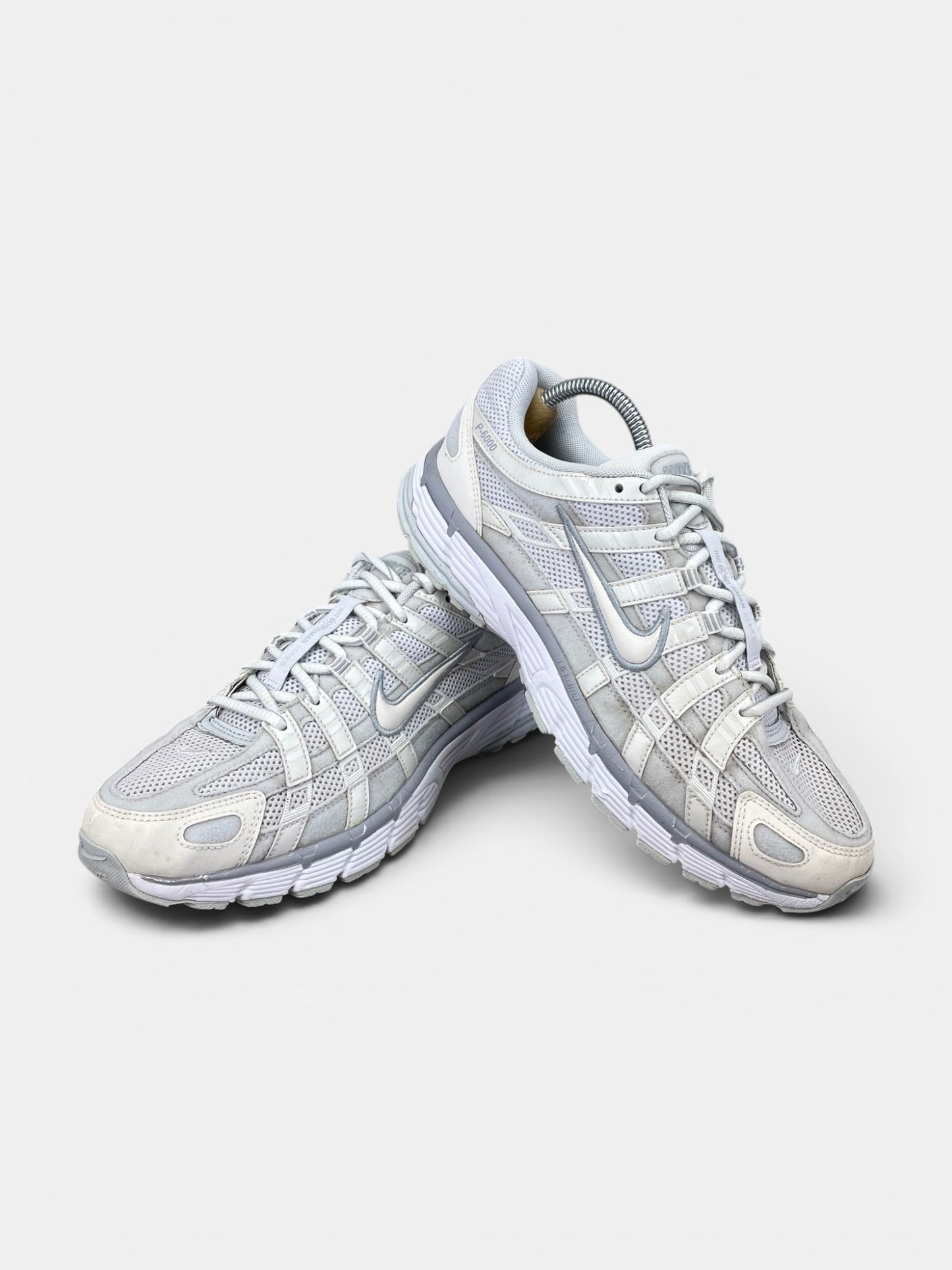 Nike P-6000 FV6603-101 - buty sportowe, boczny profil